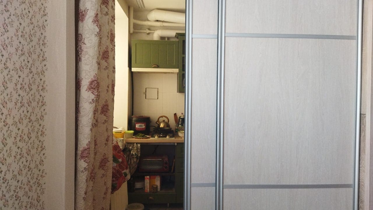 Полотна перегородки в закрытом положении