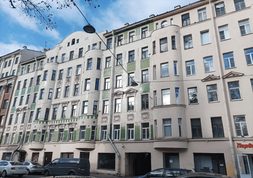 Дом 60 по Чкаловскому проспекту