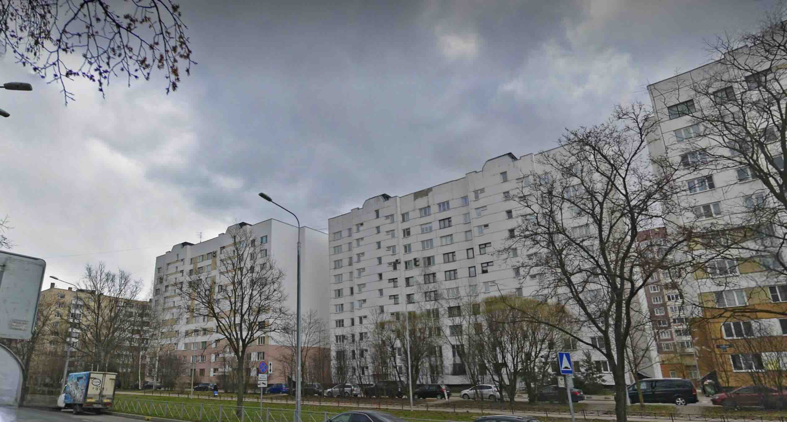 Панельный дом на улице Олеко Дундича